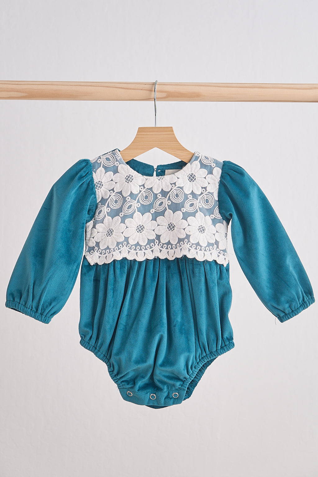 Teal Velvet Lace Bubble